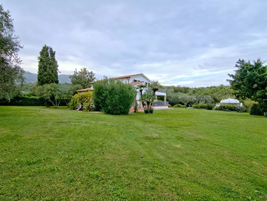Immagine 55 di Villa in vendita  in Via della Pruniccia a Campo Nell'elba