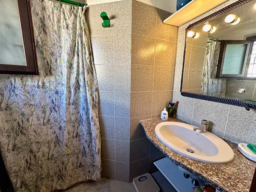 Immagine 24 di Villa in vendita  in Via del Tirreno 46 a Galtelli