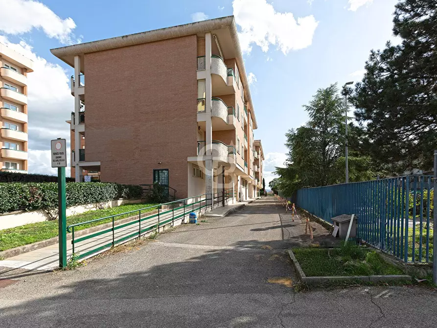 Immagine 1 di Appartamento in vendita  in Via Camillo de Lellis 6/B a Viterbo