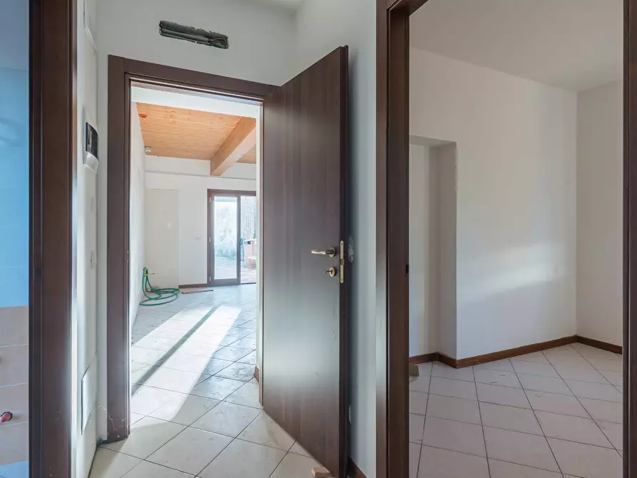 Immagine 5 di Appartamento in vendita  in Via Piazza Maggiore a Mondaino