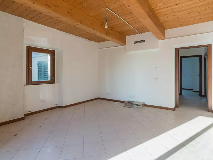 Immagine 4 di Appartamento in vendita  in Via Piazza Maggiore a Mondaino