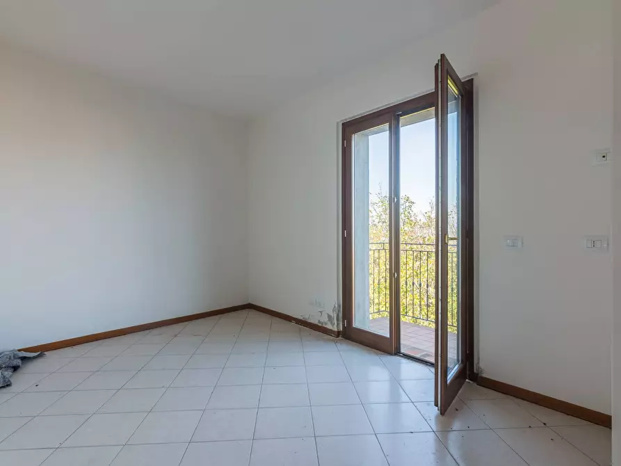 Immagine 16 di Appartamento in vendita  in Via Piazza Maggiore a Mondaino