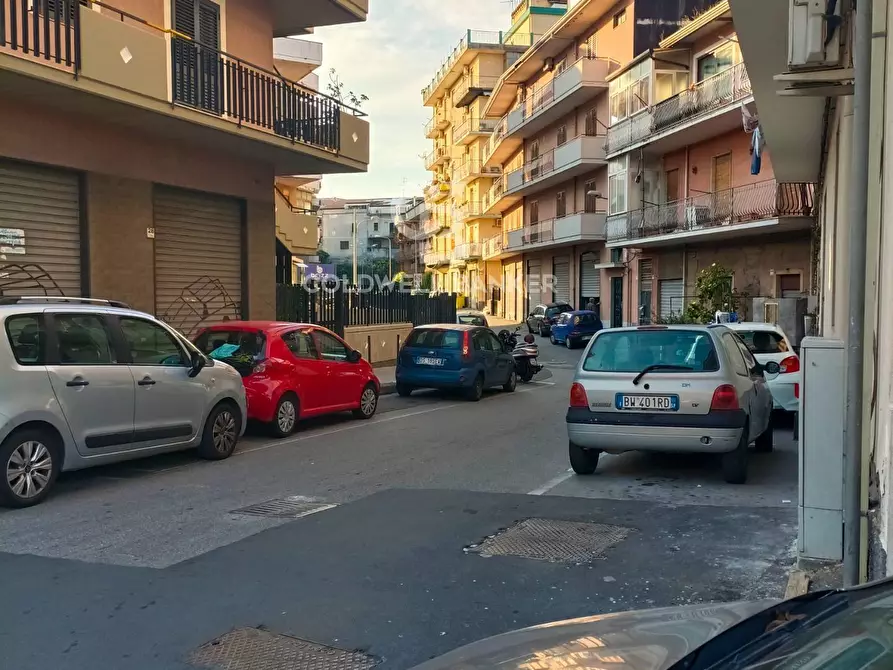 Immagine 1 di Box auto in vendita  in via sardella a Acireale