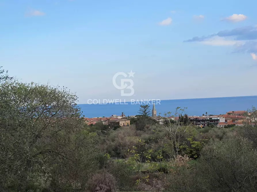 Immagine 1 di Terreno agricolo in vendita  in VIA BISCARI 48 a Aci Castello