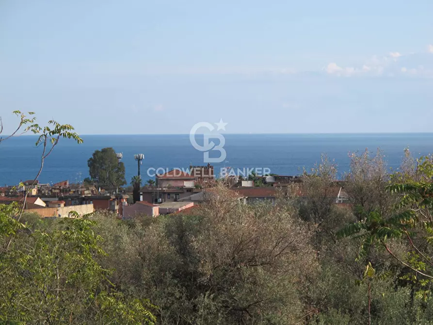 Immagine 1 di Terreno agricolo in vendita  in VIA BISCARI 48 a Aci Castello