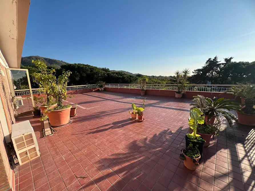 Immagine 1 di Attico in vendita  in via caroseli a San Sebastiano Al Vesuvio