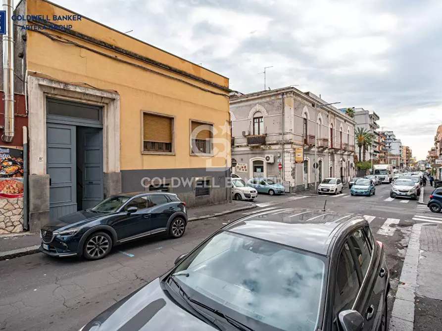 Immagine 1 di Casa semindipendente in vendita  in Via Duca Degli Abruzzi 88 a Catania