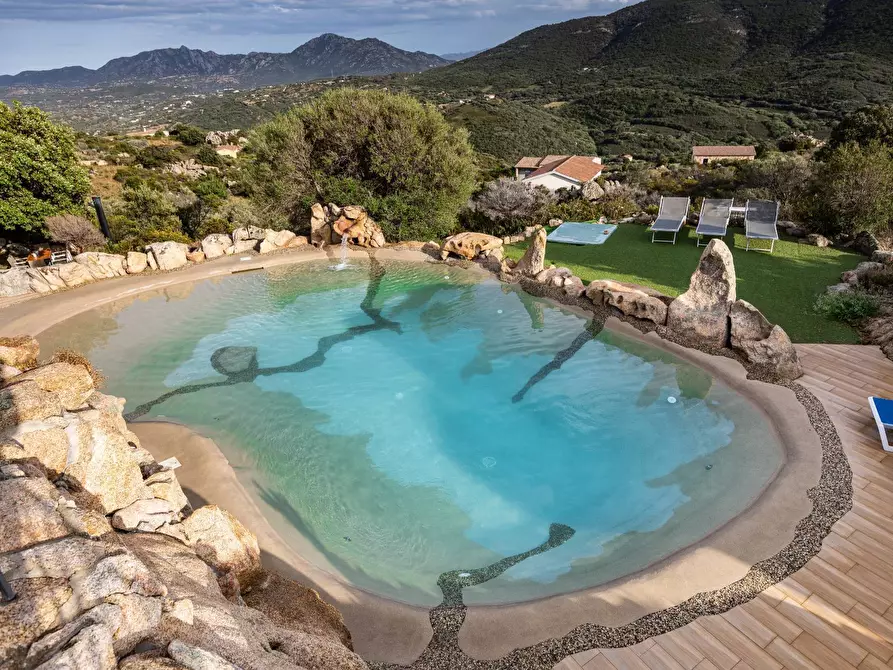 Immagine 9 di Villa in vendita  in Via Casagliana snc a Olbia