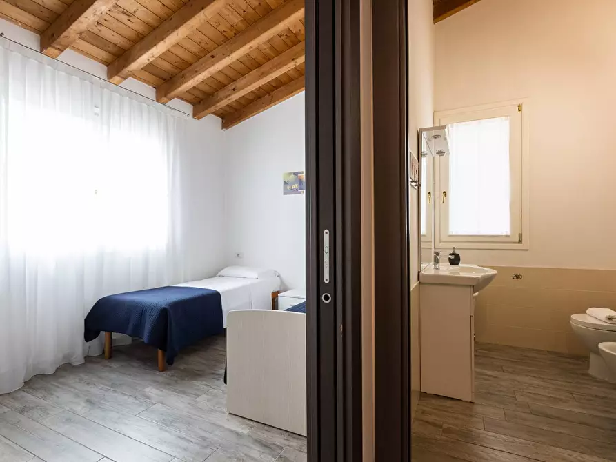 Immagine 13 di Villa in vendita  in Via Casagliana snc a Olbia