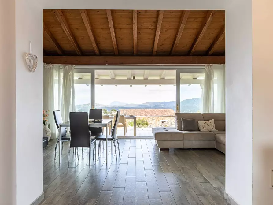 Immagine 19 di Villa in vendita  in Via Casagliana snc a Olbia