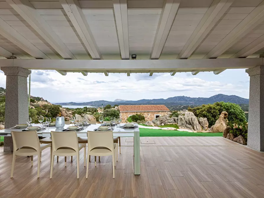 Immagine 24 di Villa in vendita  in Via Casagliana snc a Olbia