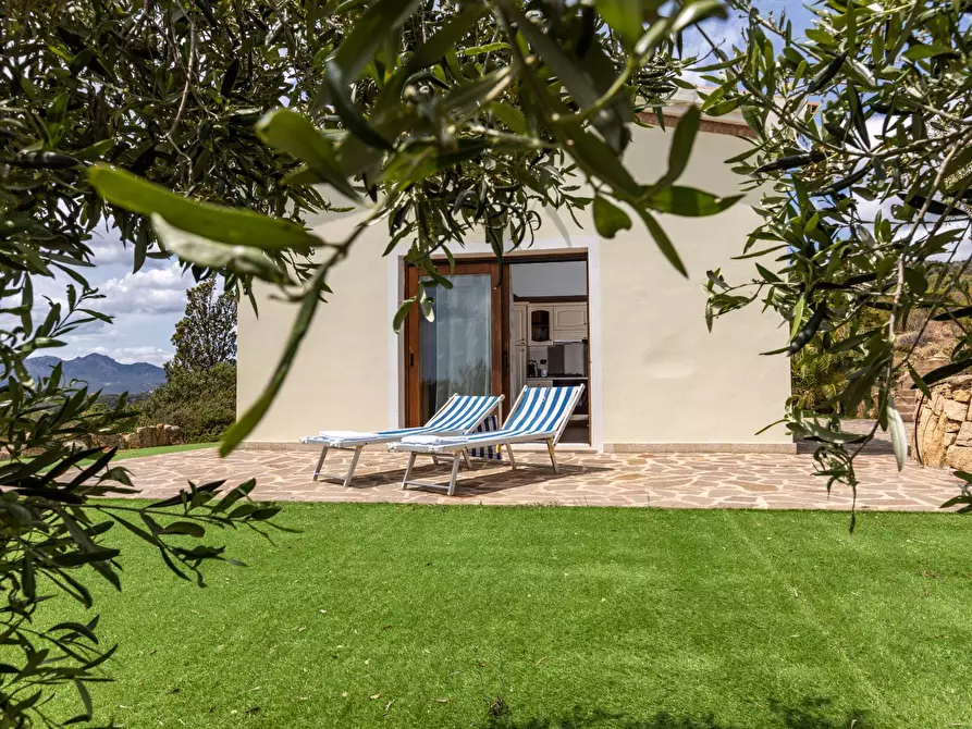 Immagine 33 di Villa in vendita  in VIA Casagliana s.n.c. a Olbia