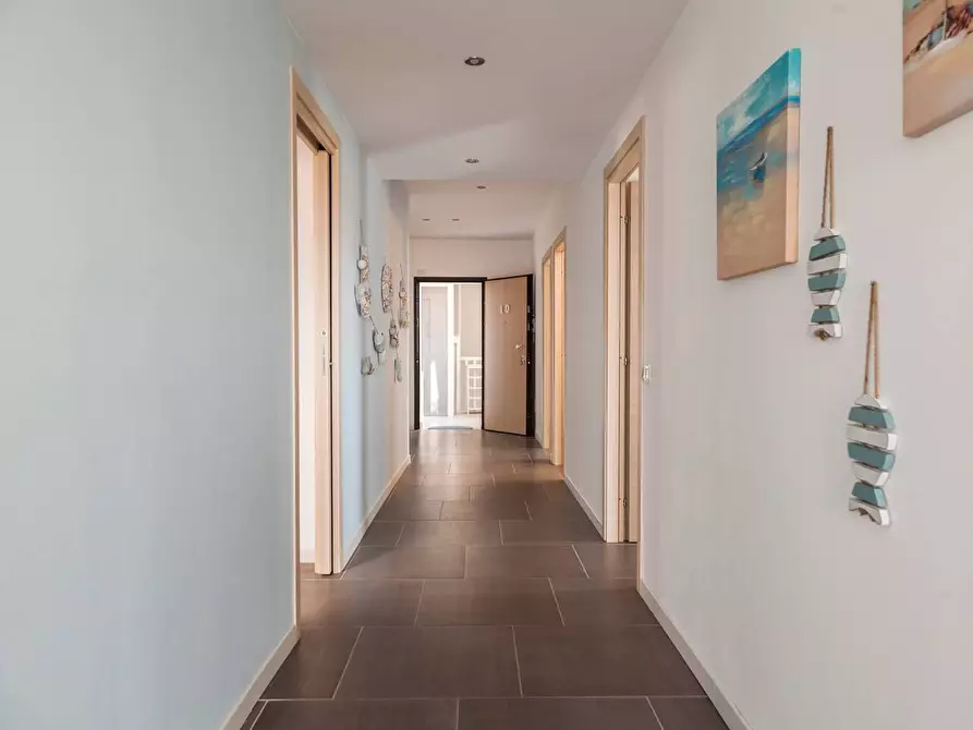 Immagine 12 di Attico in vendita  in Corso Umberto 183 a Olbia