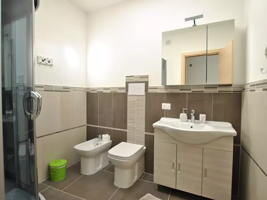 Immagine 18 di Attico in vendita  in Corso Umberto 183 a Olbia