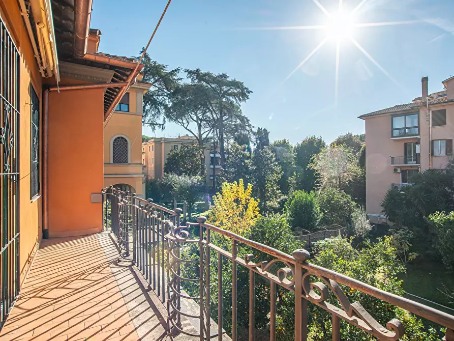 Immagine 49 di Villa in vendita  in Via di Villa Pepoli 8 a Roma