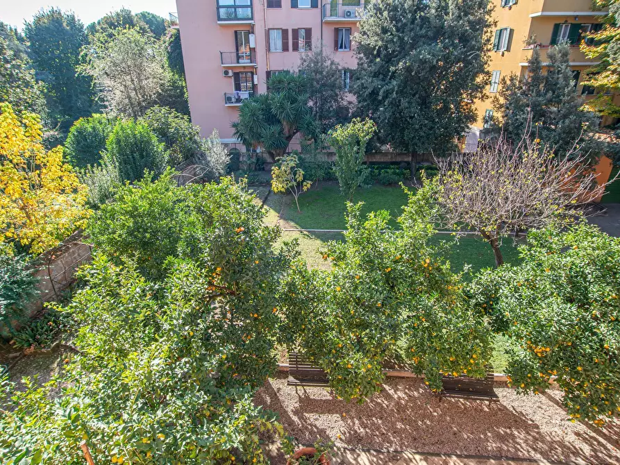 Immagine 51 di Villa in vendita  in Via di Villa Pepoli 8 a Roma