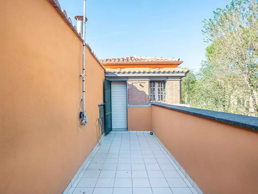 Immagine 57 di Villa in vendita  in Via di Villa Pepoli 8 a Roma