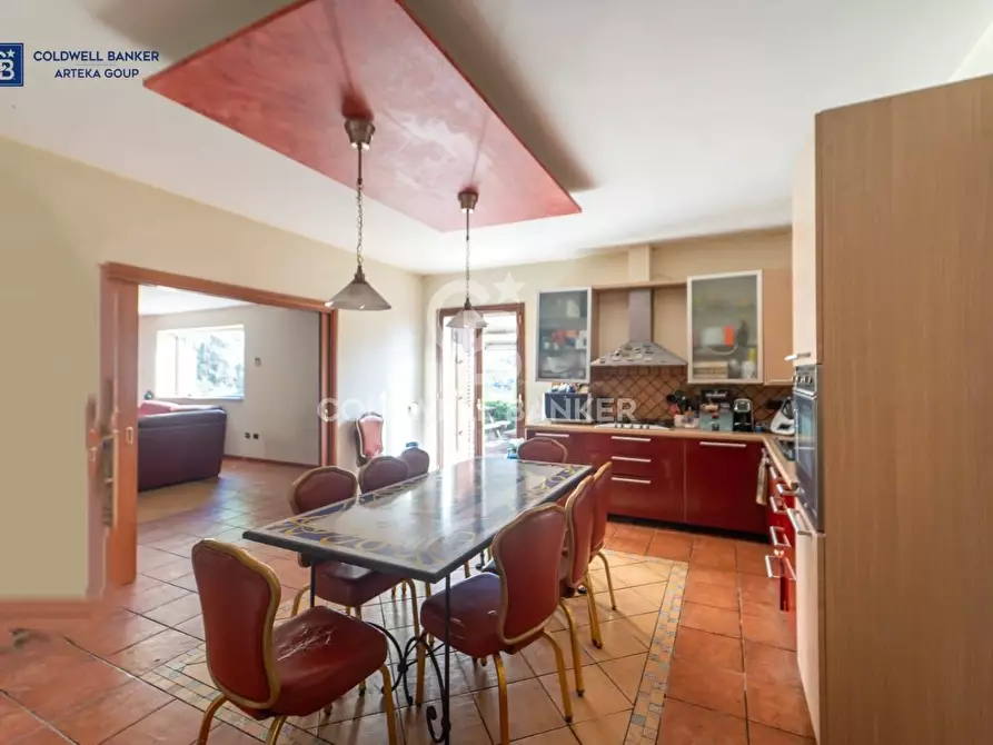 Immagine 18 di Villa in vendita  in via della regione a Giarre