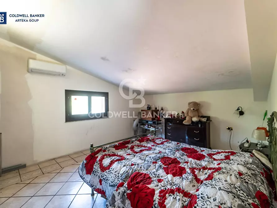 Immagine 32 di Villa in vendita  in via della regione a Giarre