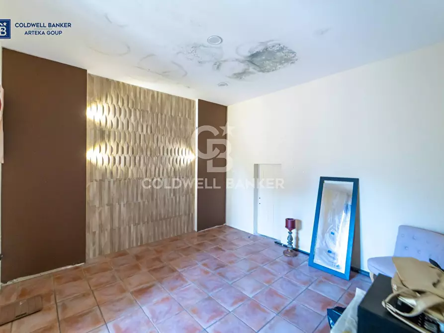 Immagine 51 di Villa in vendita  in via della regione a Giarre