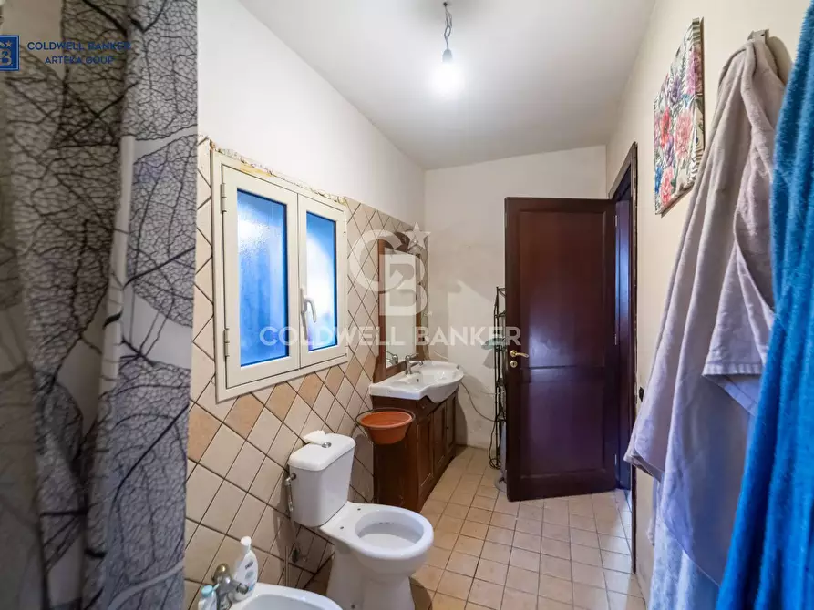 Immagine 55 di Villa in vendita  in via della regione a Giarre