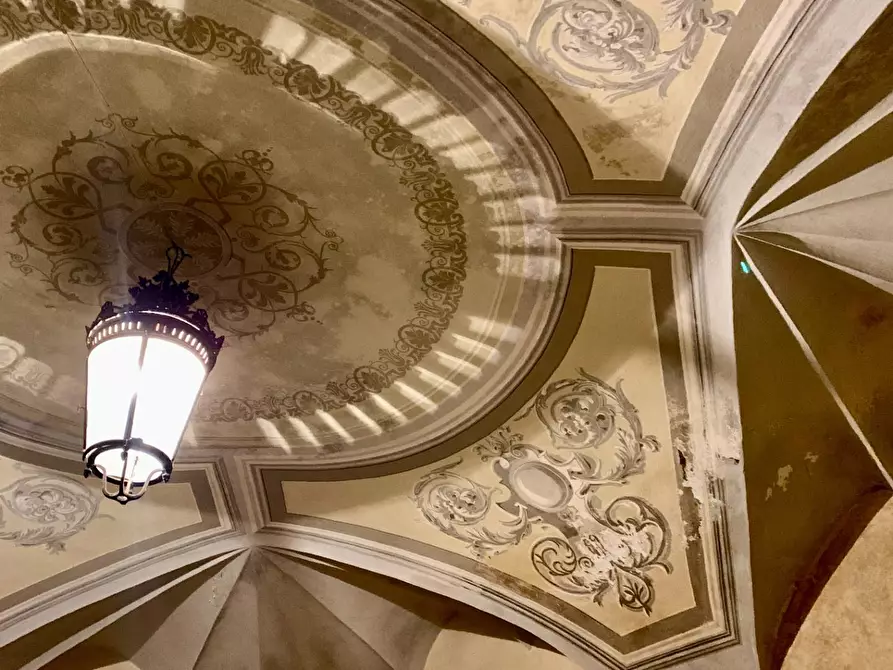 Immagine 12 di Palazzo in vendita  in Via Giolitti 4 a Mondovì