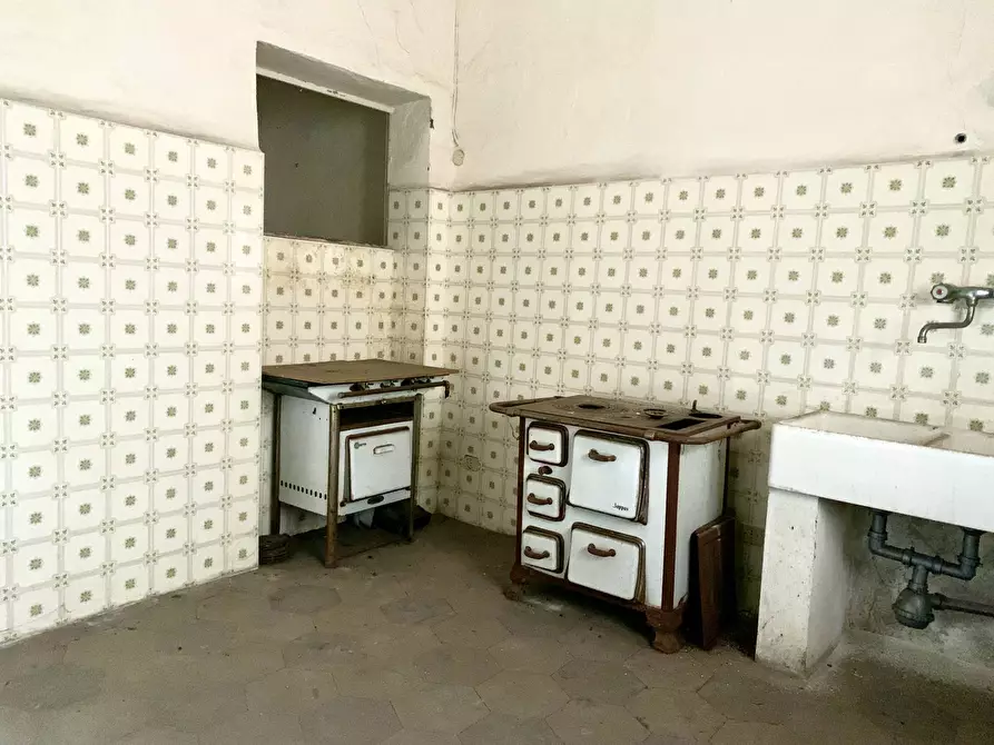 Immagine 22 di Palazzo in vendita  in Via Giolitti 4 a Mondovì