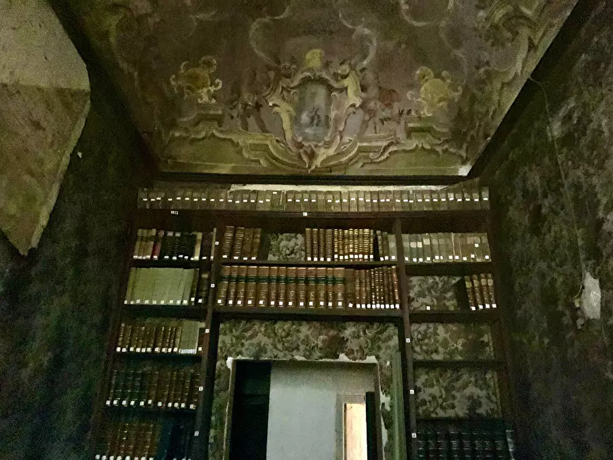 Immagine 34 di Palazzo in vendita  in Via Giolitti 4 a Mondovì