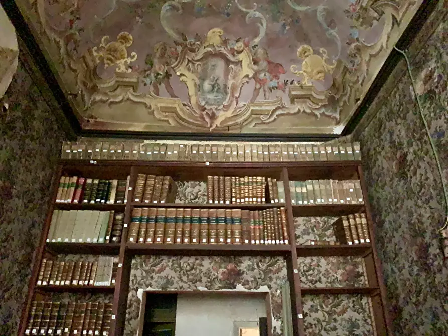 Immagine 37 di Palazzo in vendita  in Via Giolitti 4 a Mondovì