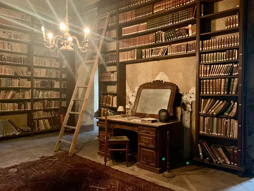 Immagine 40 di Palazzo in vendita  in Via Giolitti 4 a Mondovì