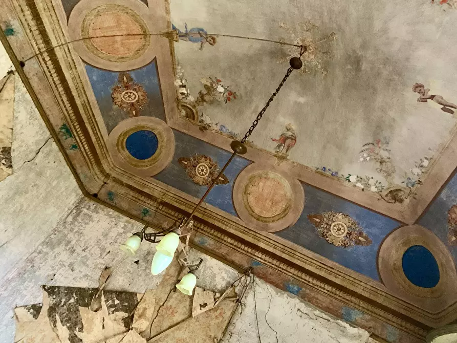 Immagine 42 di Palazzo in vendita  in Via Giolitti 4 a Mondovì