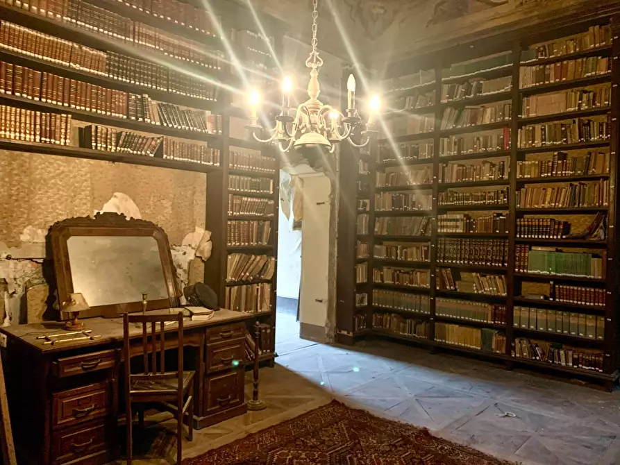 Immagine 41 di Palazzo in vendita  in Via Giolitti 4 a Mondovì