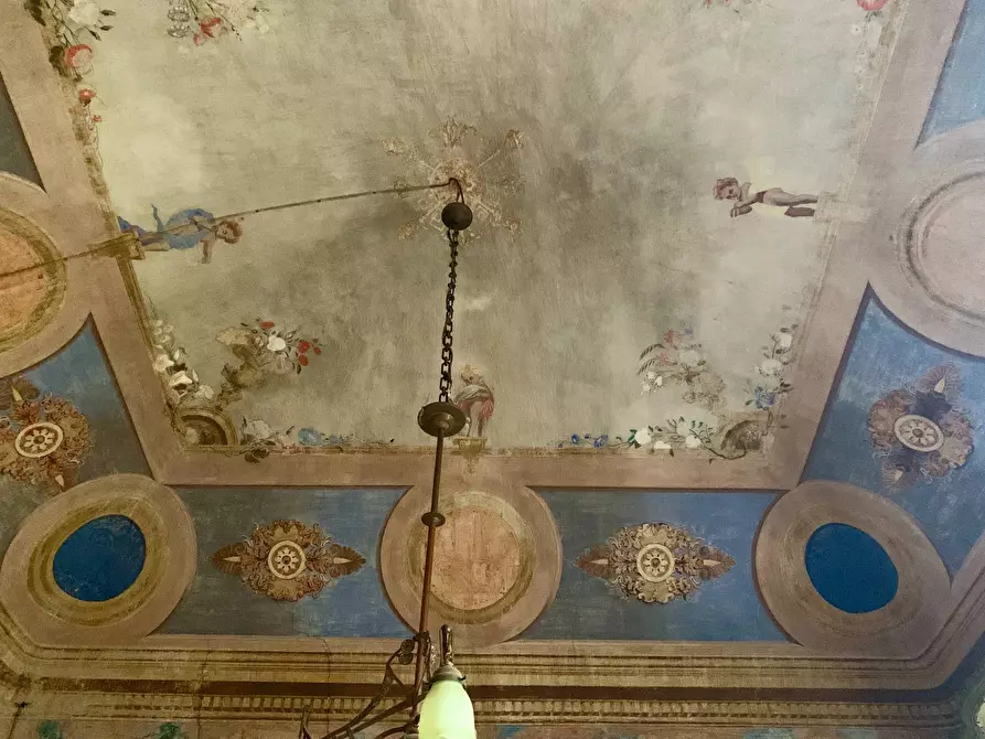 Immagine 46 di Palazzo in vendita  in Via Giolitti 4 a Mondovì