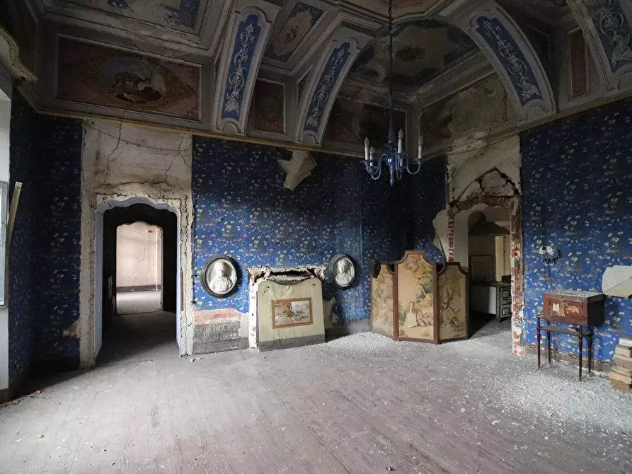 Immagine 50 di Palazzo in vendita  in Via Giolitti 4 a Mondovì