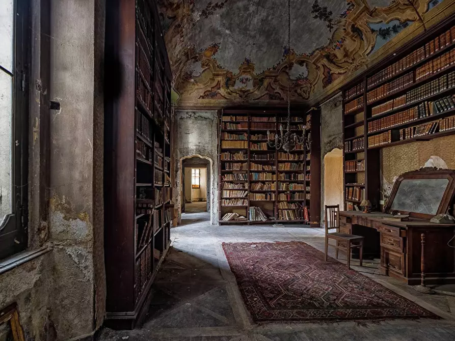 Immagine 10 di Palazzo in vendita  in Via Giolitti 4 a Mondovì