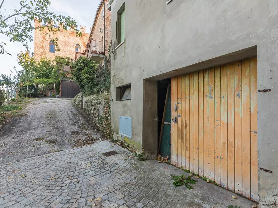 Immagine 12 di Appartamento in vendita  in Via Piazza Maggiore a Mondaino