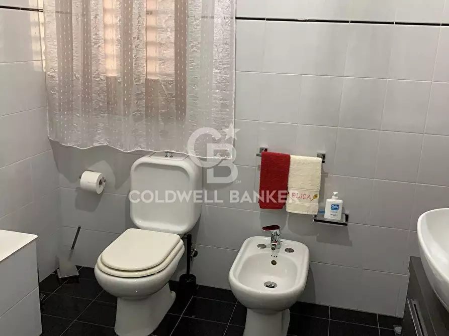 Immagine 11 di Appartamento in vendita  in via Kennedy 67 a Acireale