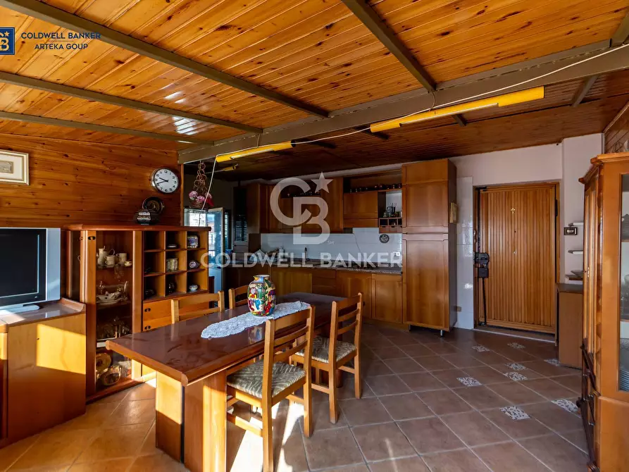 Immagine 35 di Appartamento in vendita  in VIA NINO MARTOGLIO 14 a Acireale