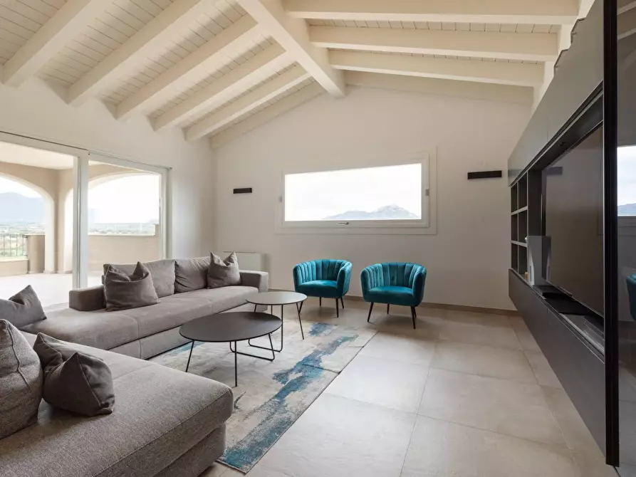 Immagine 3 di Attico in vendita  in via ada negri a Olbia