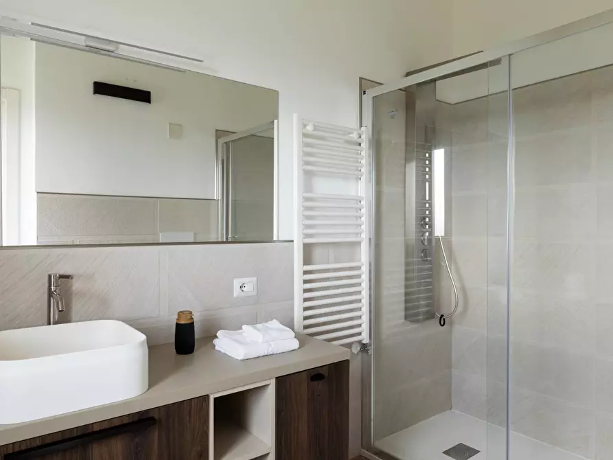 Immagine 8 di Attico in vendita  in via ada negri a Olbia