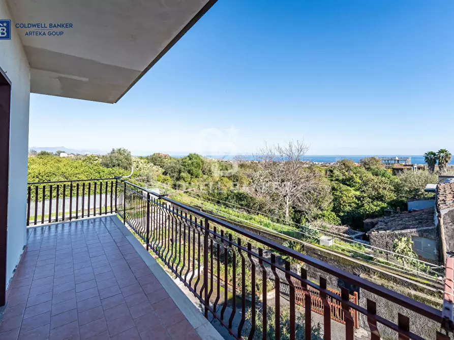 Immagine 2 di Appartamento in vendita  in via 21 aprile 17 a Acireale