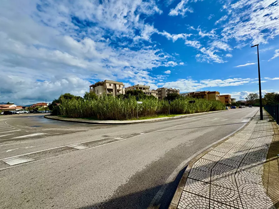 Immagine 2 di Terreno residenziale in vendita  in Nuovo Ospedale a Olbia