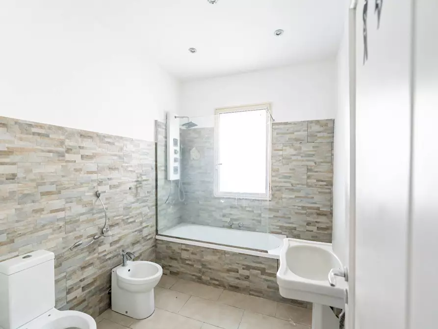 Immagine 9 di Appartamento in vendita  in Viale Delle Olimpiadi 12 a Catania