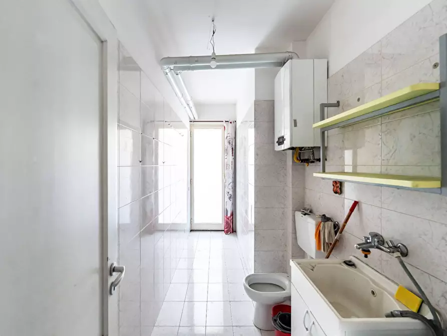 Immagine 16 di Appartamento in vendita  in Viale Delle Olimpiadi 12 a Catania