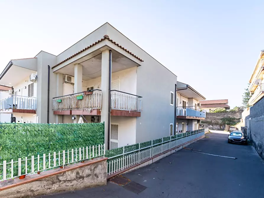 Immagine 27 di Appartamento in vendita  in Viale Delle Olimpiadi 12 a Catania