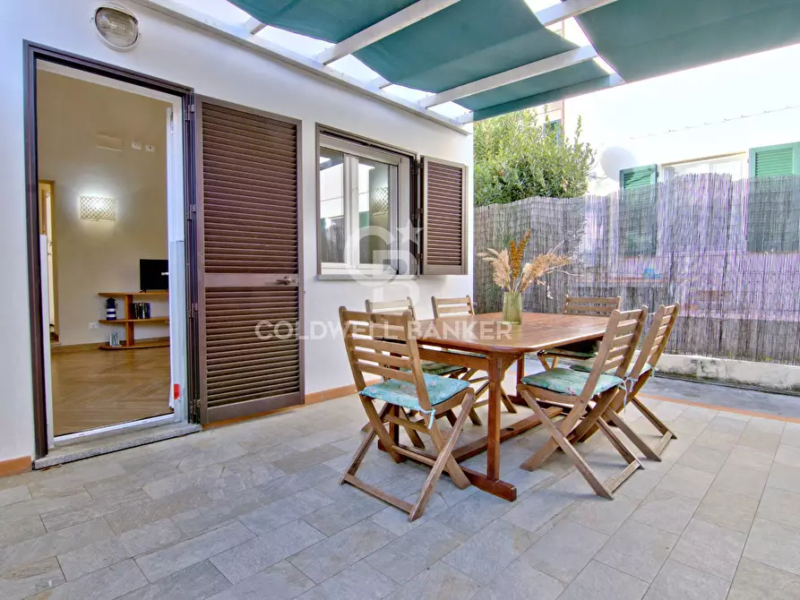 Immagine 1 di Villa in vendita  in Traversa di Via Marconi a Campo Nell'elba