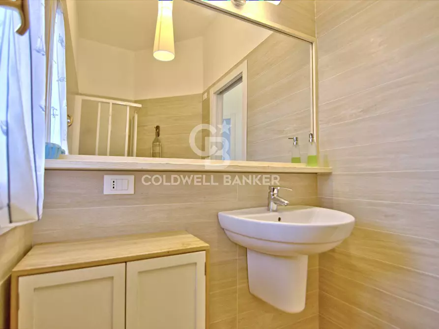 Immagine 13 di Villa in vendita  in Traversa di Via Marconi a Campo Nell'elba