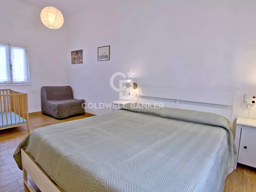 Immagine 18 di Villa in vendita  in Traversa di Via Marconi a Campo Nell'elba