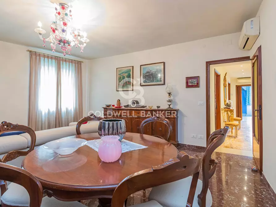 Immagine 4 di Appartamento in vendita  in Ponte Delle Cannaregio - Guglie 1534 a Venezia