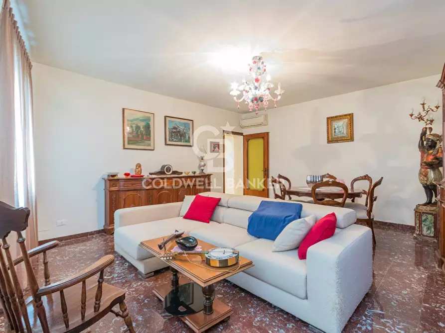 Immagine 2 di Appartamento in vendita  in Ponte Delle Cannaregio - Guglie 1534 a Venezia